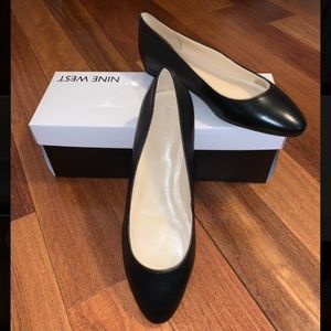 Nine West Black Leather Flats NEW